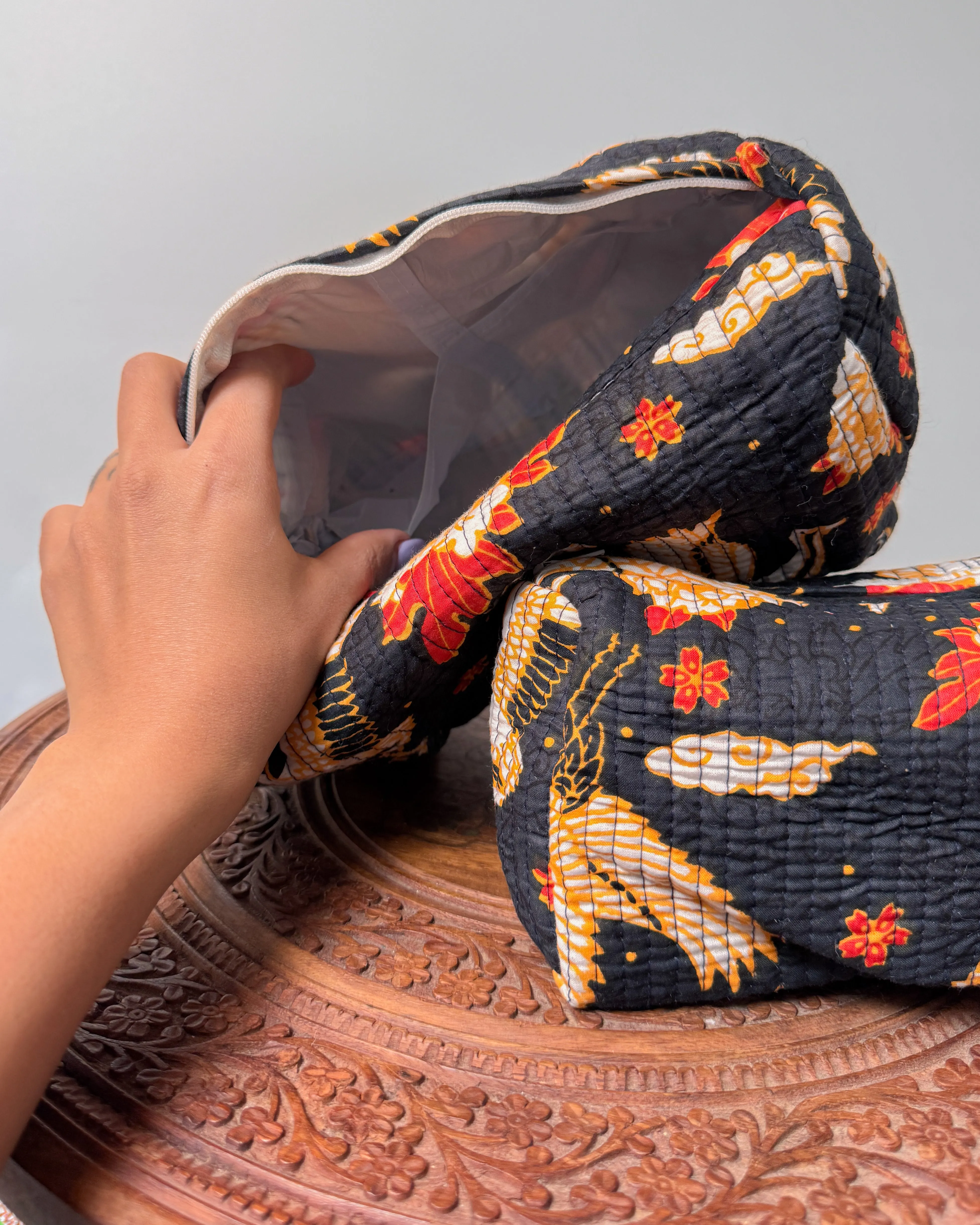 Black bird l Handmade Quilted Cotton Bag