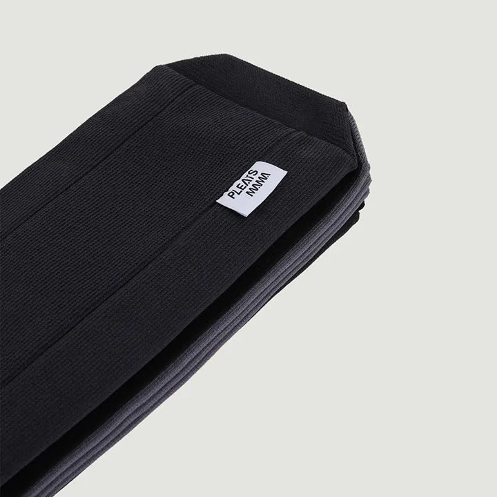 Knit Pleated 2-Way Shopper Bag made from Recycled Ocean Plastic - Black/Grey