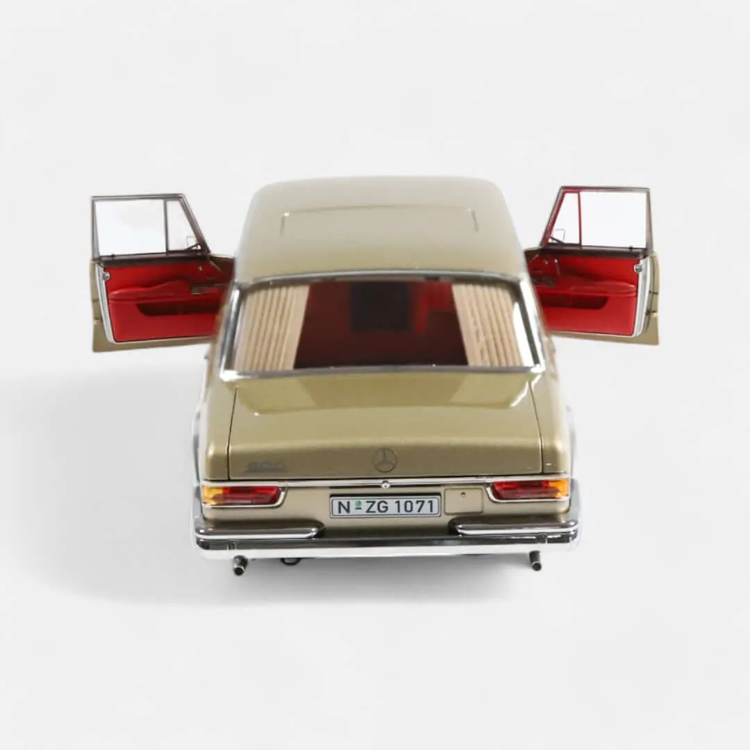 Mercedes-Benz 600 Pullman